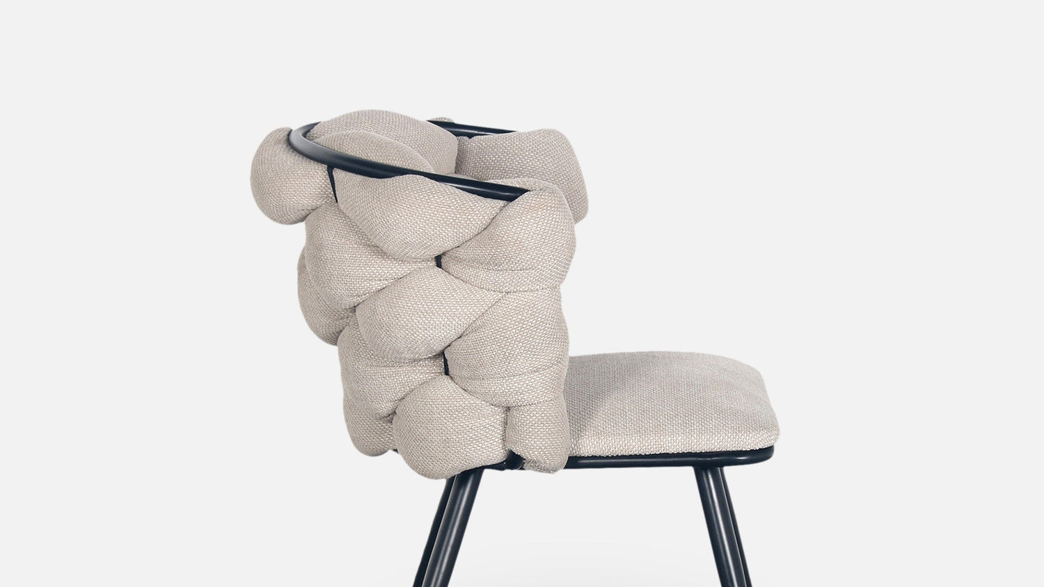 Découvrez la Chaise ROCK : L'Alliance Parfaite du Design et du Confort